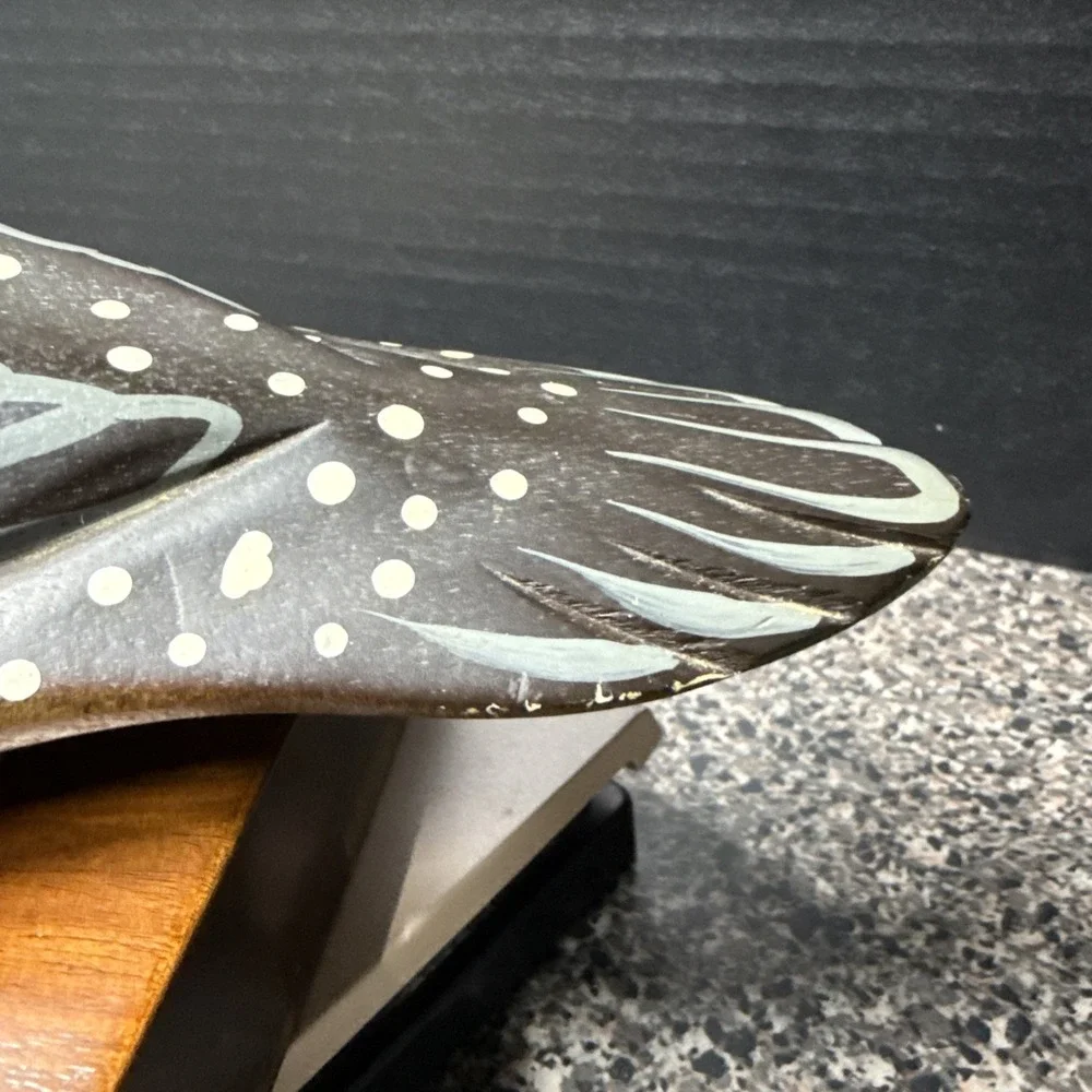 Common Loon Minnesota State Bird Hand Painted Wood‎ Duck Carving Commemorative